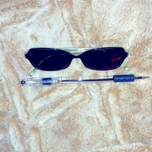 Unworn Coach Claudia 536 black/grass sunglasses